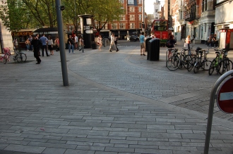Holbein Place crossing, Sloane Square  - Shared Space